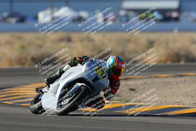 media/Oct-29-2022-CVMA (Sat) [[14c0aa3b66]]/Race 9 Amateur Supersport Middleweight/